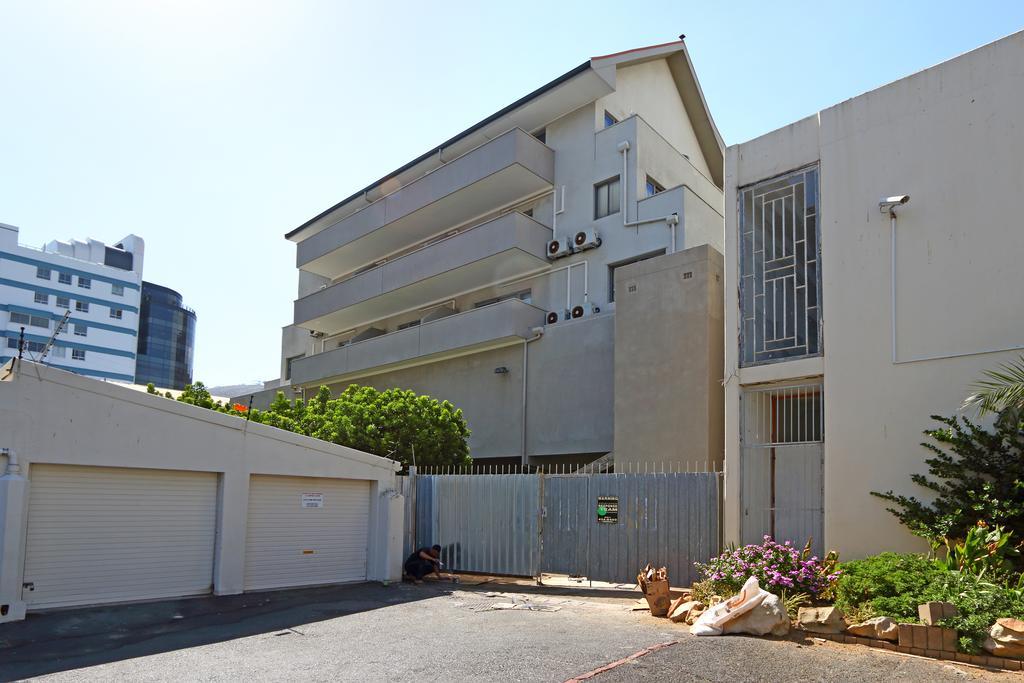 Amalfi On Regent Hotel Cape Town Exterior photo
